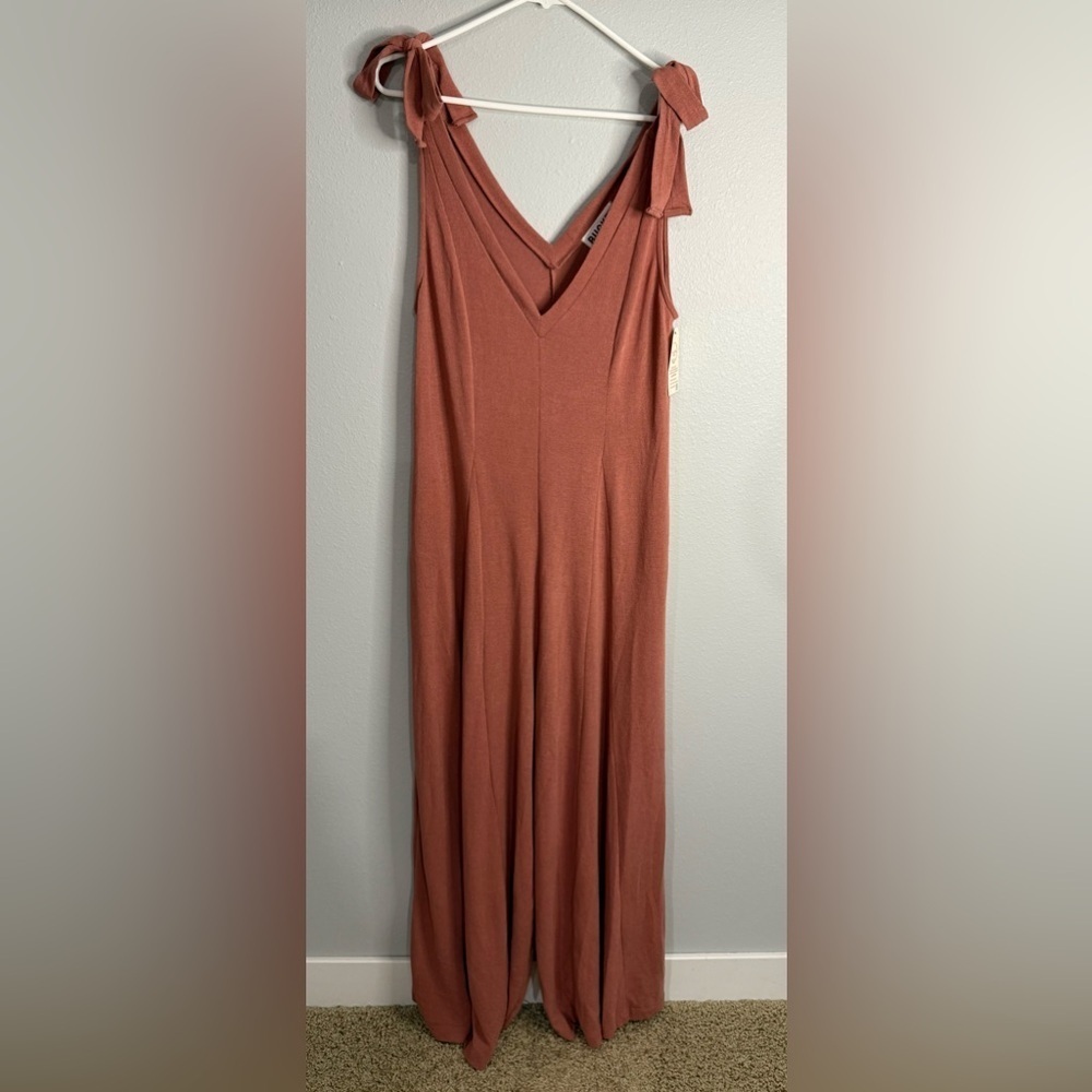 NWT Bucketlist Jumpsuit Wide Legs Medium